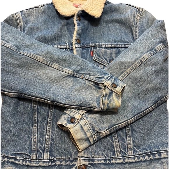 Vintage Levi’s 70505 Sherpa Trucker Jacket Size 42 Light Stonewash USA Made - Picture 9 of 16